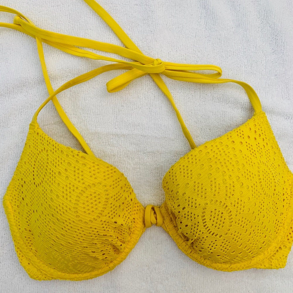 Sunshine Yellow Swim Top 🌞